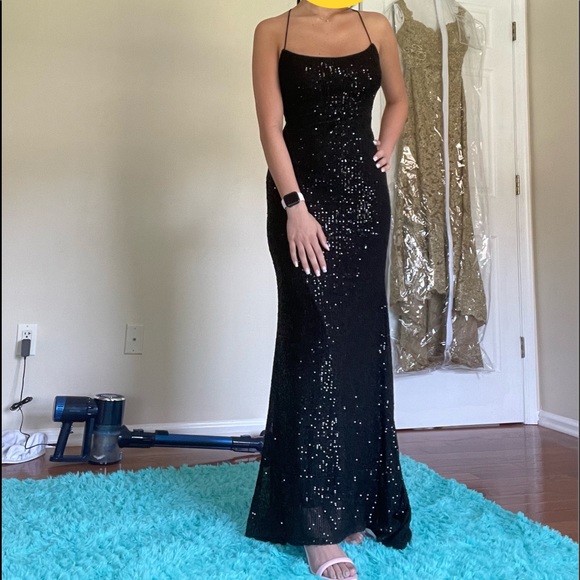 MAC DUGGAL PROM DRESS - Picture 6 of 6